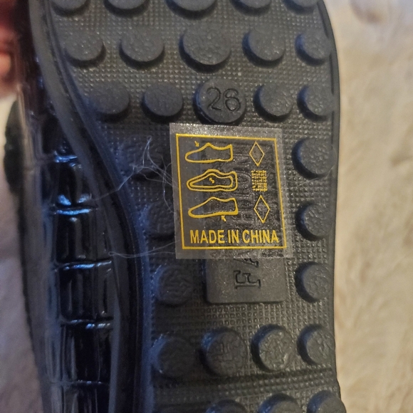 Dress shoes for kids/ toddler size 26 size 7 bkack - Picture 7 of 7